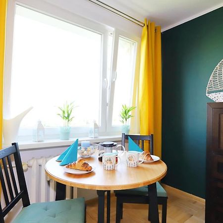 Apartament Stara Latarnia วาลบ์จิก ภายนอก รูปภาพ