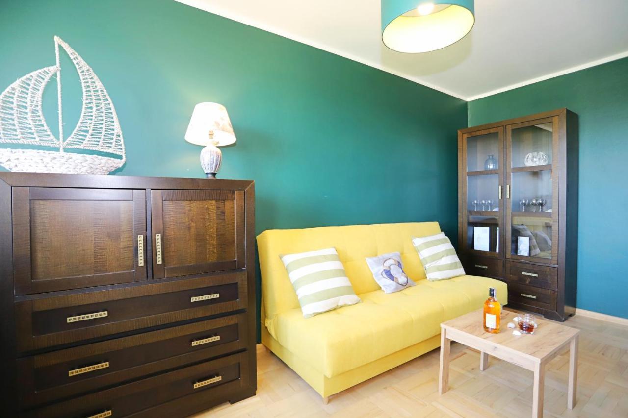 Apartament Stara Latarnia วาลบ์จิก ภายนอก รูปภาพ