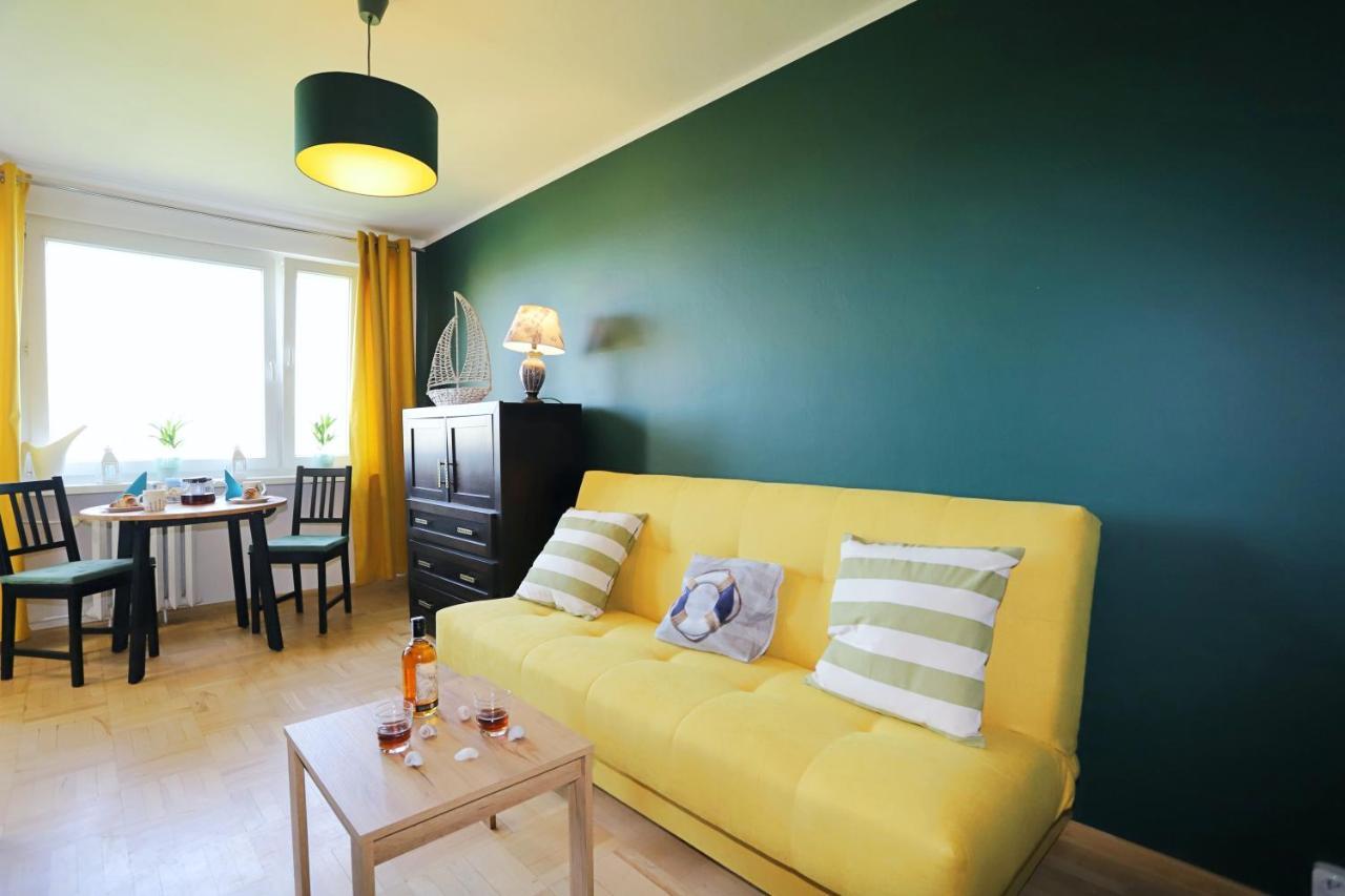 Apartament Stara Latarnia วาลบ์จิก ภายนอก รูปภาพ